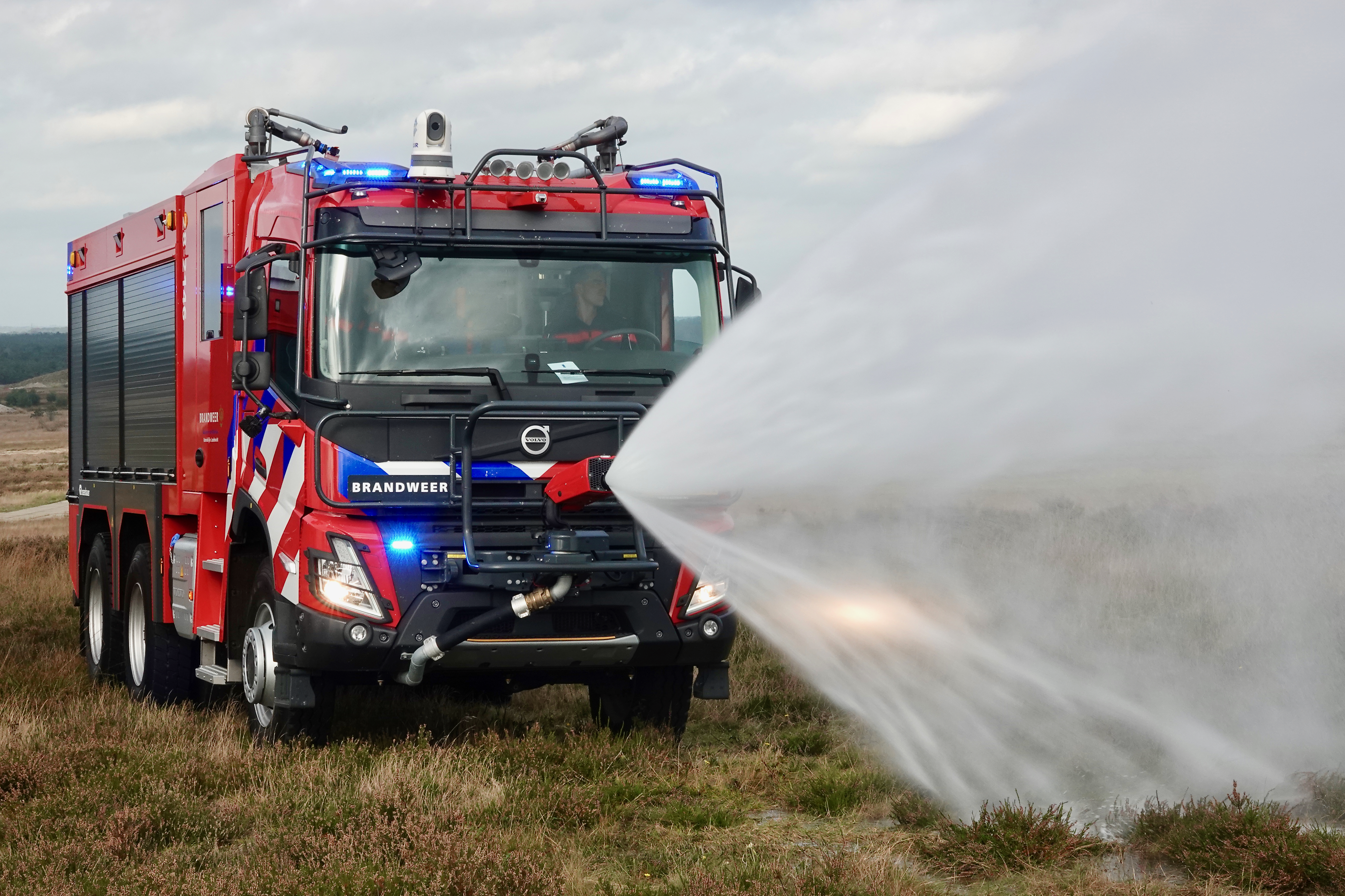 Terberg Techniek delivers innovative 6x6 fire trucks to Gelderland Fire Department